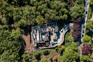 Photo 21- click for photo gallery